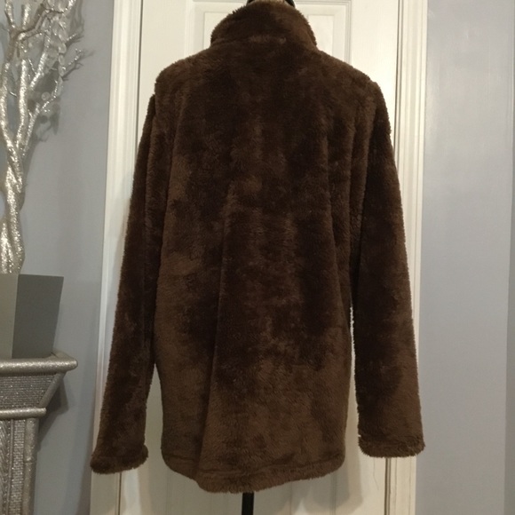 Faux Fur Jacket (1 XL Left) - Picture 7 of 7